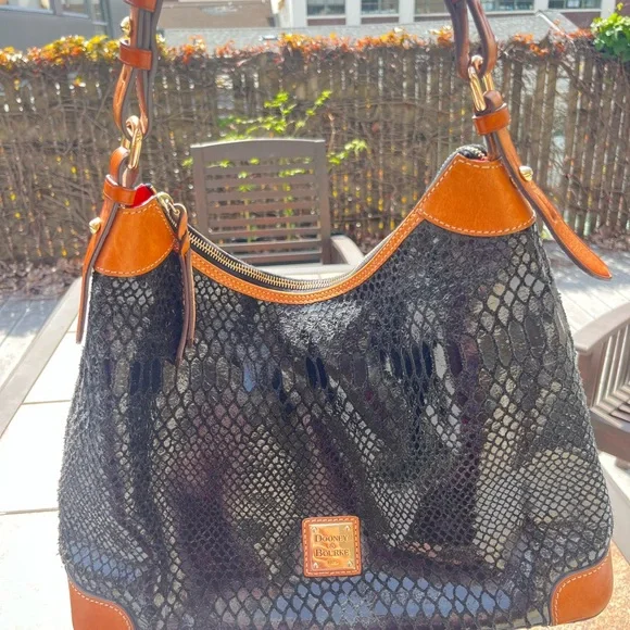 Dooney & Bourke GENUINE LEATHER Black and Tan Erica Snakeskin Women's Bag Set - Picture 16 of 16